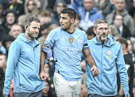 Rodri bestätigte, dass er sich das vordere Kreuzband seines rechten Knies verletzt hat